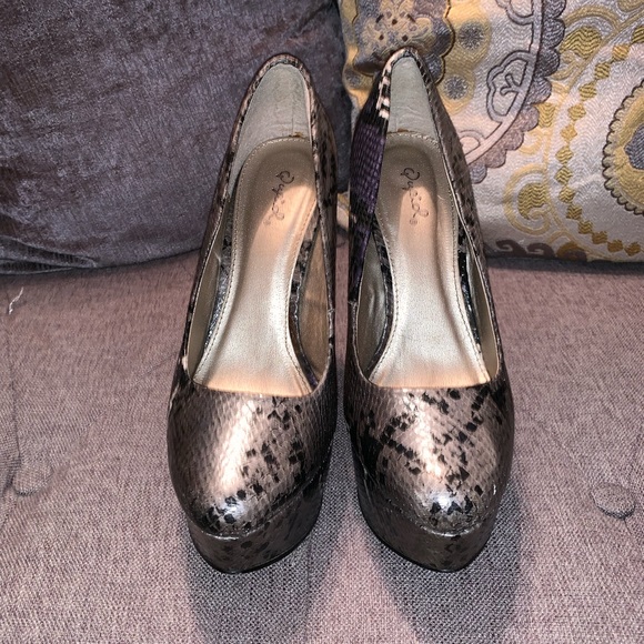 Qupid Faux Python Platform Heels - Picture 3 of 5